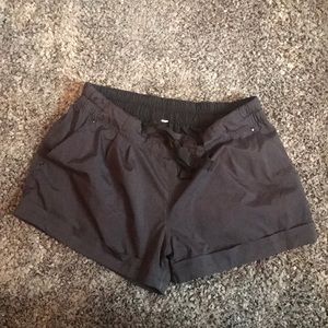 Lululemon Size 12 cuffed athletic shorts.